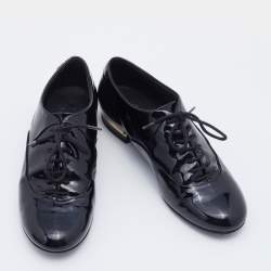Chanel Black Patent Leather Pearl Embellished Lace Up Oxford Size 36.5