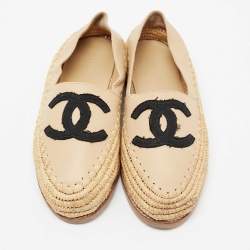 Pre Owned Chanel Cream Leather CC Raffia Flat Espadrilles Size 37.5
