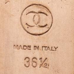 Pre Owned Chanel Black Leather CC Logo Flat Slide Sandals Size 36.5