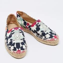 مملوكة مسبقًا Chanel Multicolor Print Canvas CC Cap Toe Espadrille Flats Size 39