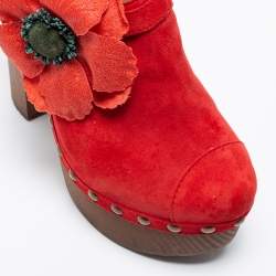 Chanel Red Suede Camellia Embellished Wooden Clogs Size 39