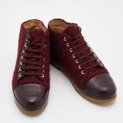 Chanel Burgundy Tweed And Leather CC Cap Toe Ankle Boots Size 37.5