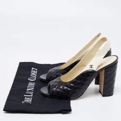 Pre Owned  صندل شانيل سي سي جلد مبطن أسود كعب مربع سميك مقاس 37