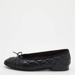 مملوكة مسبقًا Chanel Black Quilted Leather CC Cap Toe Bow Ballet Flats Size 36.5