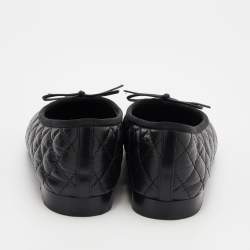 مملوكة مسبقًا Chanel Black Quilted Leather CC Cap Toe Bow Ballet Flats Size 36.5