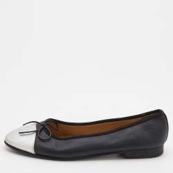Pre Owned Chanel Black/Silver Leather CC Cap Toe Ballet Flats Size 36