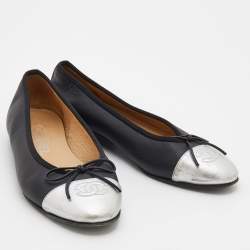 Pre Owned Chanel Black/Silver Leather CC Cap Toe Ballet Flats Size 36
