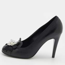 Pre Owned Chanel Black/White Leather Camellia CC Pumps Size 38