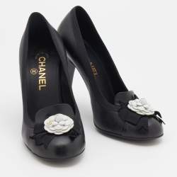 Pre Owned Chanel Black/White Leather Camellia CC Pumps Size 38