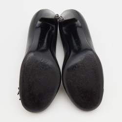 Pre Owned Chanel Black/White Leather Camellia CC Pumps Size 38