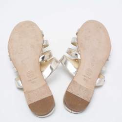مملوكة مسبقًا Chanel Light Gold Leather Faux Pearl Embellished Flower Flat Slides Size 38