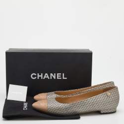 Pre Owned Chanel Beige Metallic Fabric And Patent Leather CC Cap Toe Ballet Flats Size 38.5