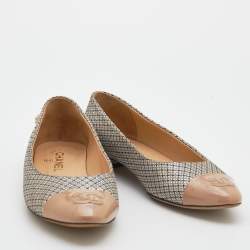 Pre Owned Chanel Beige Metallic Fabric And Patent Leather CC Cap Toe Ballet Flats Size 38.5