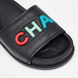 مملوكة مسبقًا Chanel Black Leather CHA NEL Letter Logo Slide Sandals Size 40.5