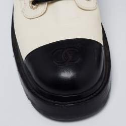 Chanel White/Black Quilted Leather CC Cap Toe Chain Link Logo Combat Boots Size 41
