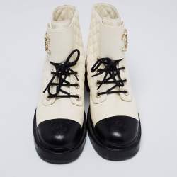Chanel White/Black Quilted Leather CC Cap Toe Chain Link Logo Combat Boots Size 41