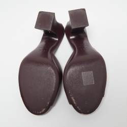 Chanel Burgundy Leather CC Slide Sandals Size 38