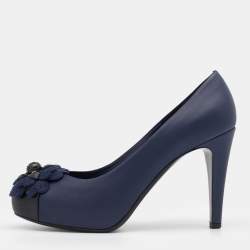 Pre Owned Chanel Navy Blue/Black Leather CC Camellia Cap Toe Pumps Size 40.5
