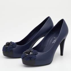 Pre Owned Chanel Navy Blue/Black Leather CC Camellia Cap Toe Pumps Size 40.5