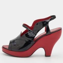 Pre Owned Chanel Black Patent Leather CC Slingback Sandals Size 39