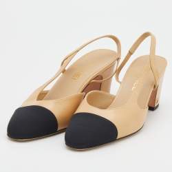 Pre Owned صندل شانيل CC قماش وجلد بيج / أسود بحزام كاحل مقاس 38.5