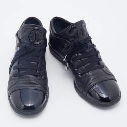Pre Owned Chanel Black Patent And Leather Low Top Sneakers Size 37.5