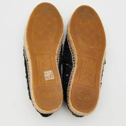 مملوكة مسبقًا Chanel Black Sequin and Patent Leather CC Espadrilles Size 39