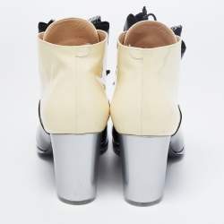 Chanel Black/Beige Patent Leather Bow Lace-Up Ankle Boots Size 40