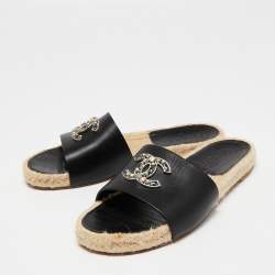 Pre Owned Chanel Black Leather Embellished CC Flat Espadrille Slide Flats Size 40