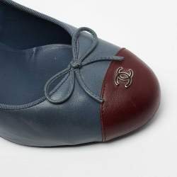 Chanel Slate Gray/Burgundy Leather CC Cap-Toe Bow Pumps Size 38.5