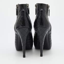 Chanel Black Quilted Leather CC Cap Toe Platform Ankle Length Boots Size 41