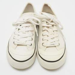 Pre Owned Chanel White Canvas and Rubber Low Top Sneakers Size 36.5
