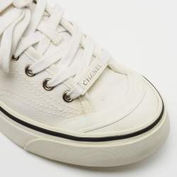 Pre Owned Chanel White Canvas and Rubber Low Top Sneakers Size 36.5