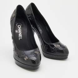 Pre Owned Chanel Black Glitter Star Embossed Patent Leather CC Embellished Pumps Size 36