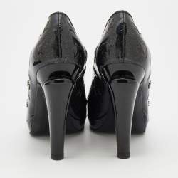 Pre Owned Chanel Black Glitter Star Embossed Patent Leather CC Embellished Pumps Size 36