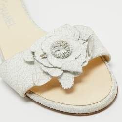 Chanel White Texture Leather Camellia Embellished CC Flat Slides Size 38.5