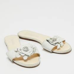 Chanel White Texture Leather Camellia Embellished CC Flat Slides Size 38.5