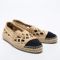 Pre Owned Chanel Black/Beige Jute And Canvas CC Cap Toe Espadrilles Flats Size 38