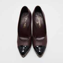 Pre Owned Chanel Burgundy/Black Leather CC Cap Toe Chain Detail Platform Pumps Size 38.5