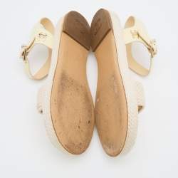 Pre Owned Chanel Cream Patent Leather and Rope Interlocking CC Logo Espadrille Ankle Strap Sandals Size 40