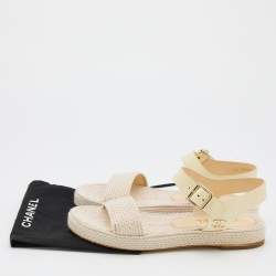 Pre Owned Chanel Cream Patent Leather and Rope Interlocking CC Logo Espadrille Ankle Strap Sandals Size 40