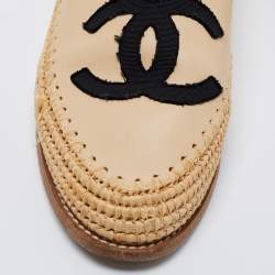 Chanel Beige/Black Leather and Woven Raffia CC Espadrille Flats Size 36