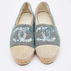 Pre Owned Chanel White/Turquoise Tweed/Canvas and Sequins CC Espadrilles Size 38