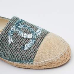 Pre Owned Chanel White/Turquoise Tweed/Canvas and Sequins CC Espadrilles Size 38