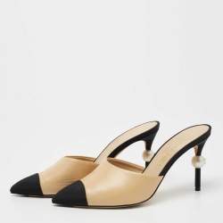 مملوكة مسبقًا Chanel Beige/Black Leather and Fabric CC Cap Toe Embellished Mules Size 36
