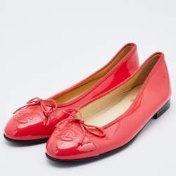 Chanel Coral Red Patent Leather CC Cap Toe Bow Ballet Flats Size 37 Chanel