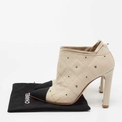 Chanel Grey/Black Quilted Leather and Fabric CC Embellished Ankle Boots Size 37