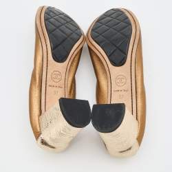 Pre Owned Chanel Metallic Gold Leather Cap Toe Srunch Block Heel Pumps Size 37
