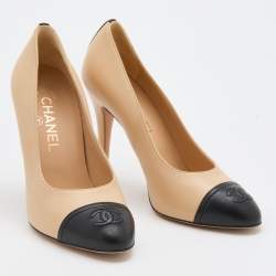 Pre Owned Chanel Beige/Black Leather CC Cap Toe Pumps Size 36