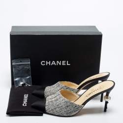 Pre Owned Chanel Black/White Tweed And Leather Pointed Cap Toe CC Pearl Heel Mules Size 40.5